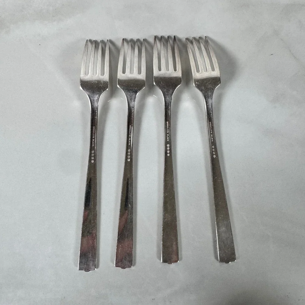 Set‎ of 4 Oneida Nobility Plate Silver Plated Dinner Forks Caprice Floral Lot 2